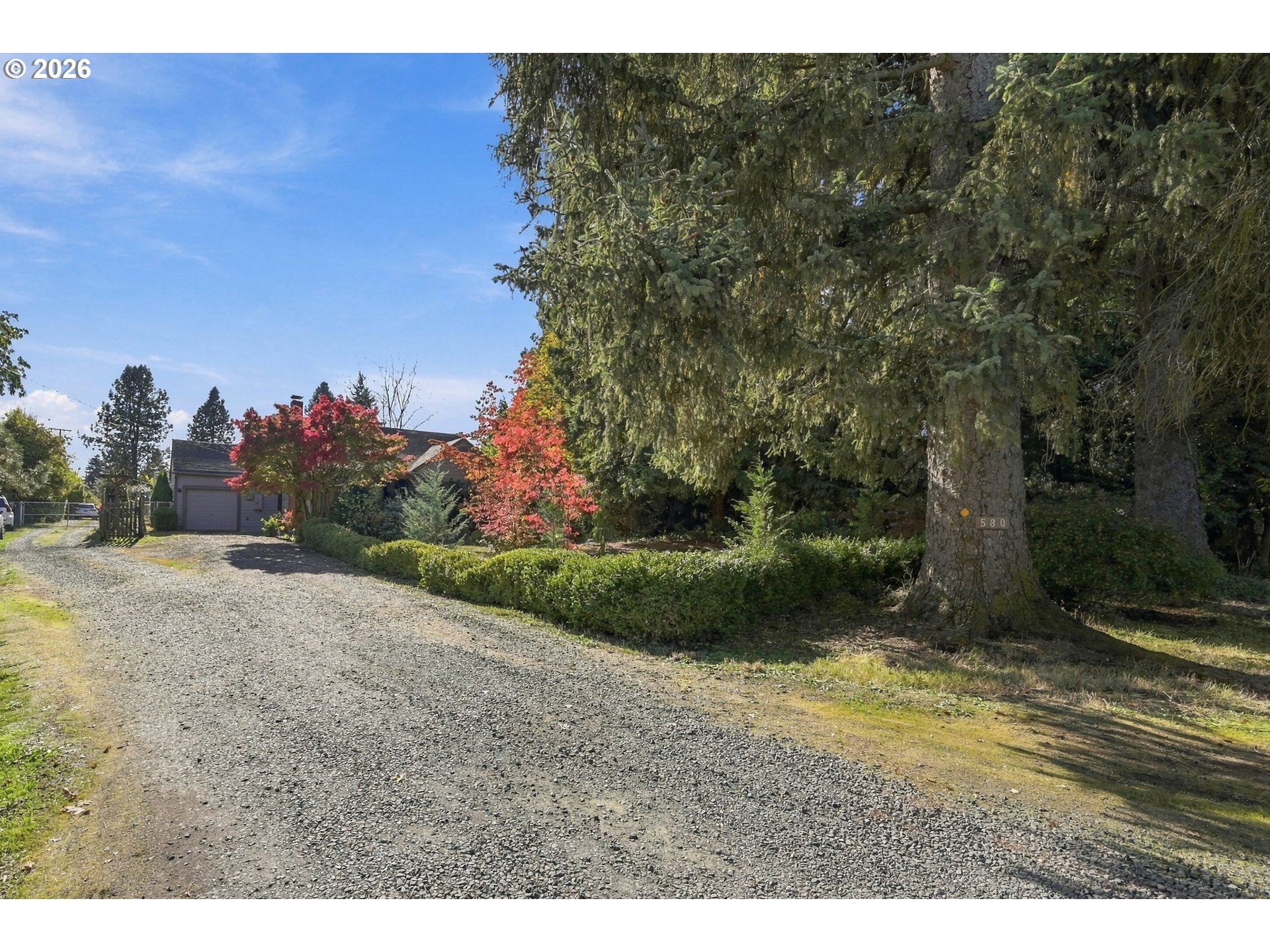 580 HORN LN, Eugene, OR 97404, photo 3 of 48