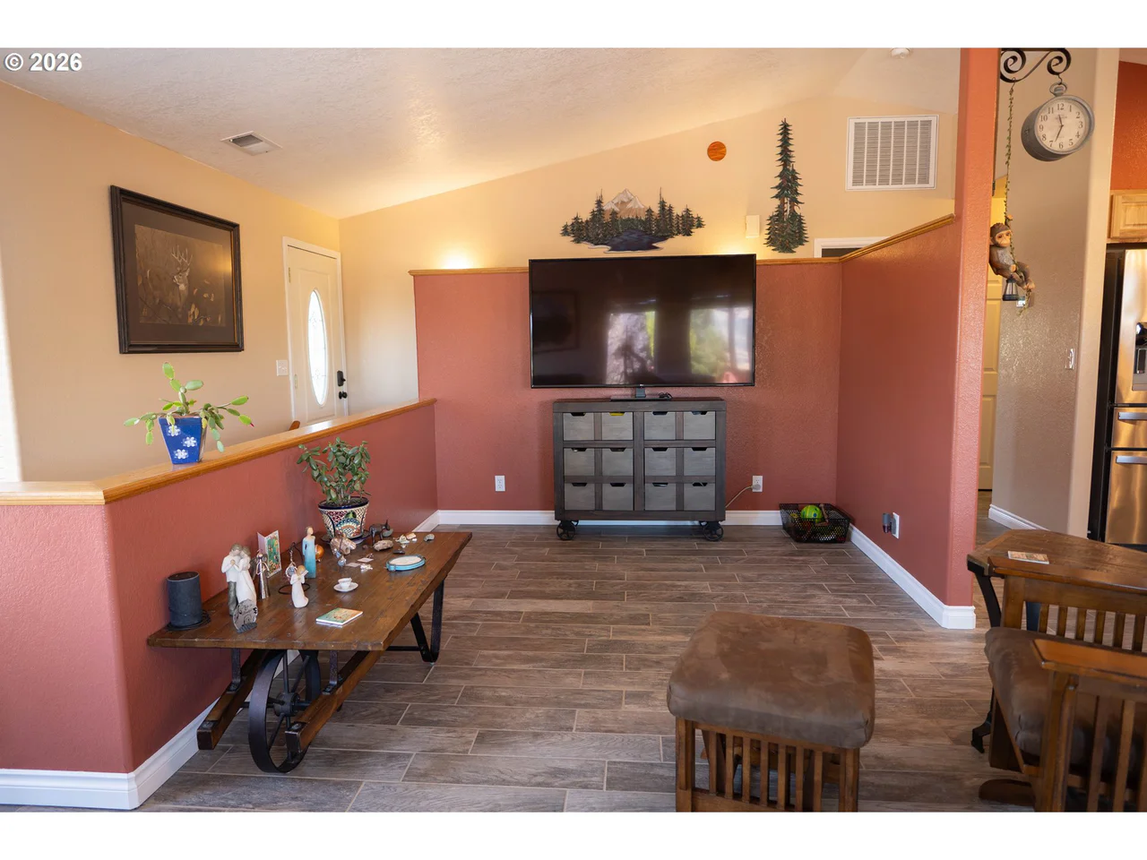 445 ROLLING HILLS RD, Roseburg, OR 97471, photo 6 of 48