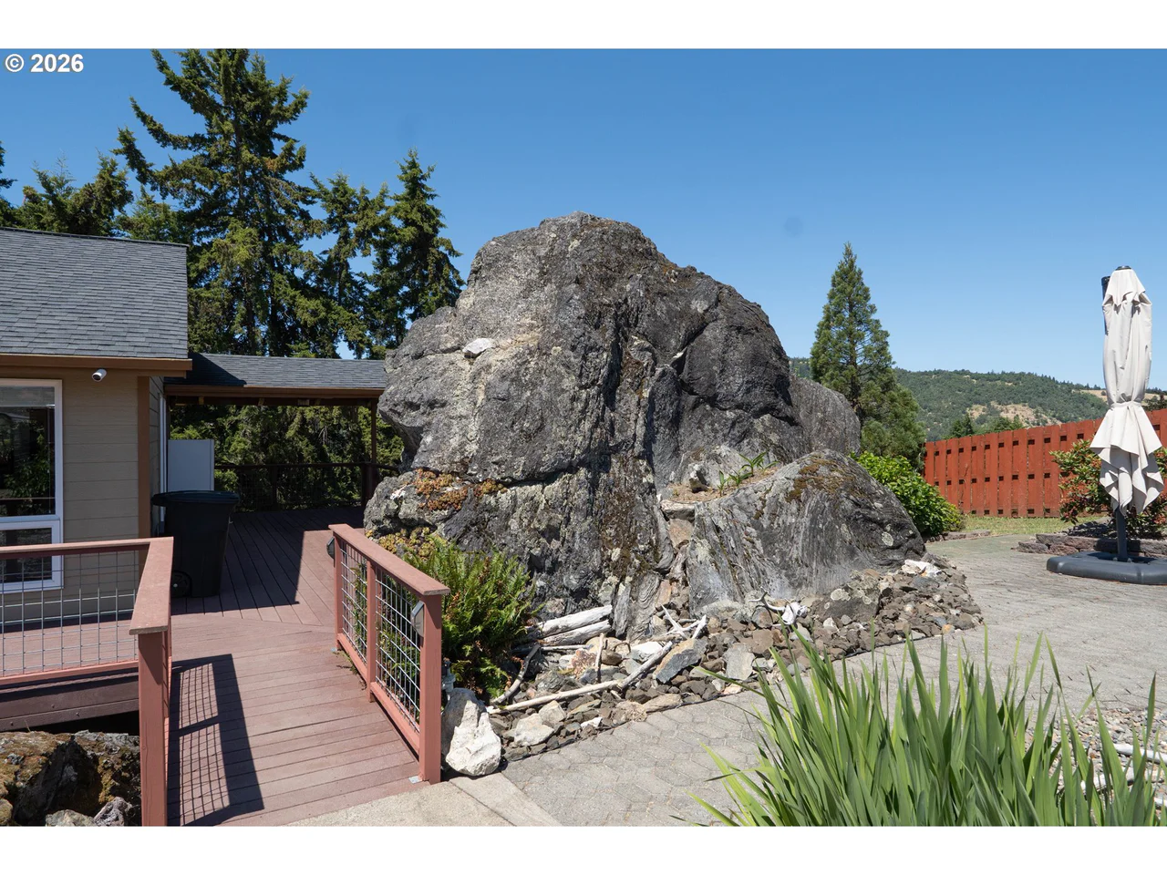 445 ROLLING HILLS RD, Roseburg, OR 97471, photo 3 of 48