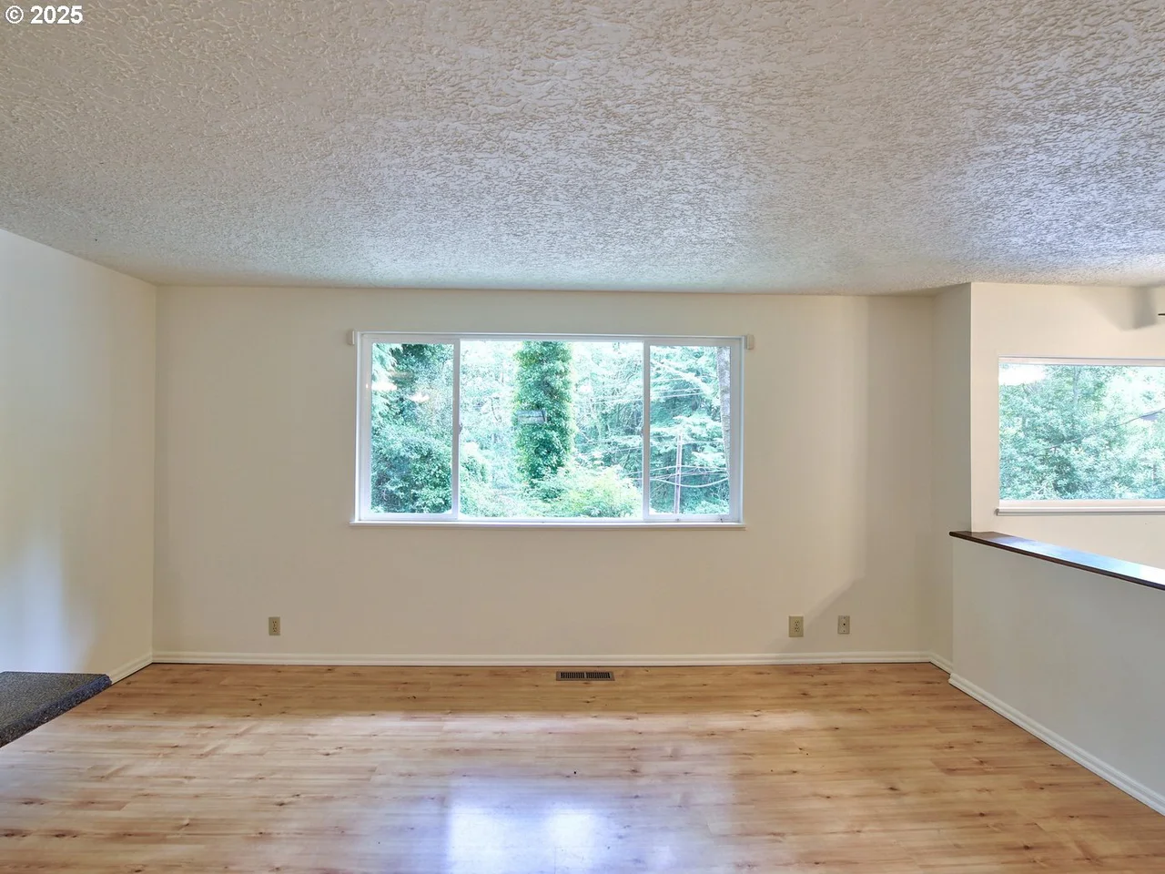 1745 NE WEST DEVILS LAKE RD, Lincoln City, OR 97367, photo 7 of 48