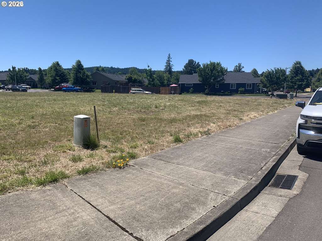 S Hwy 99