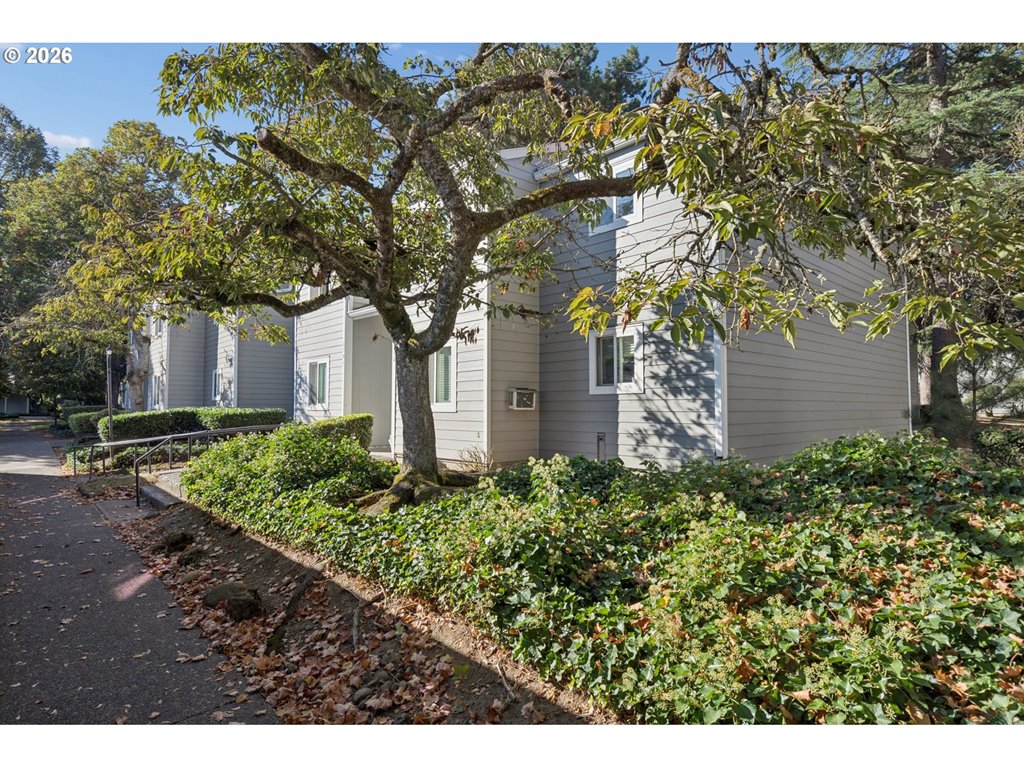 2706 SE 138th Ave Unit 32