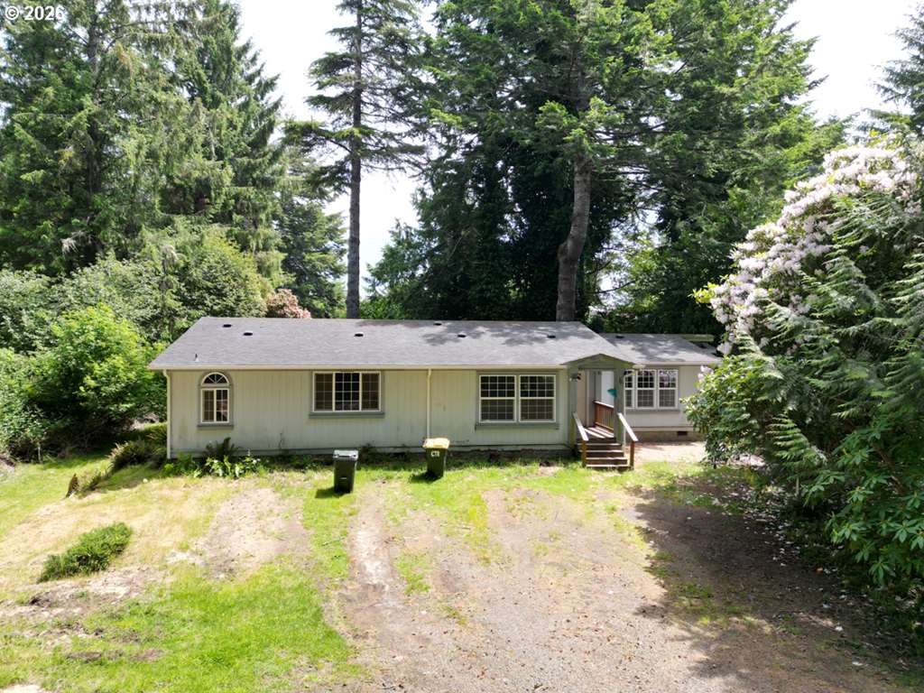 83411 Clear Lake RD