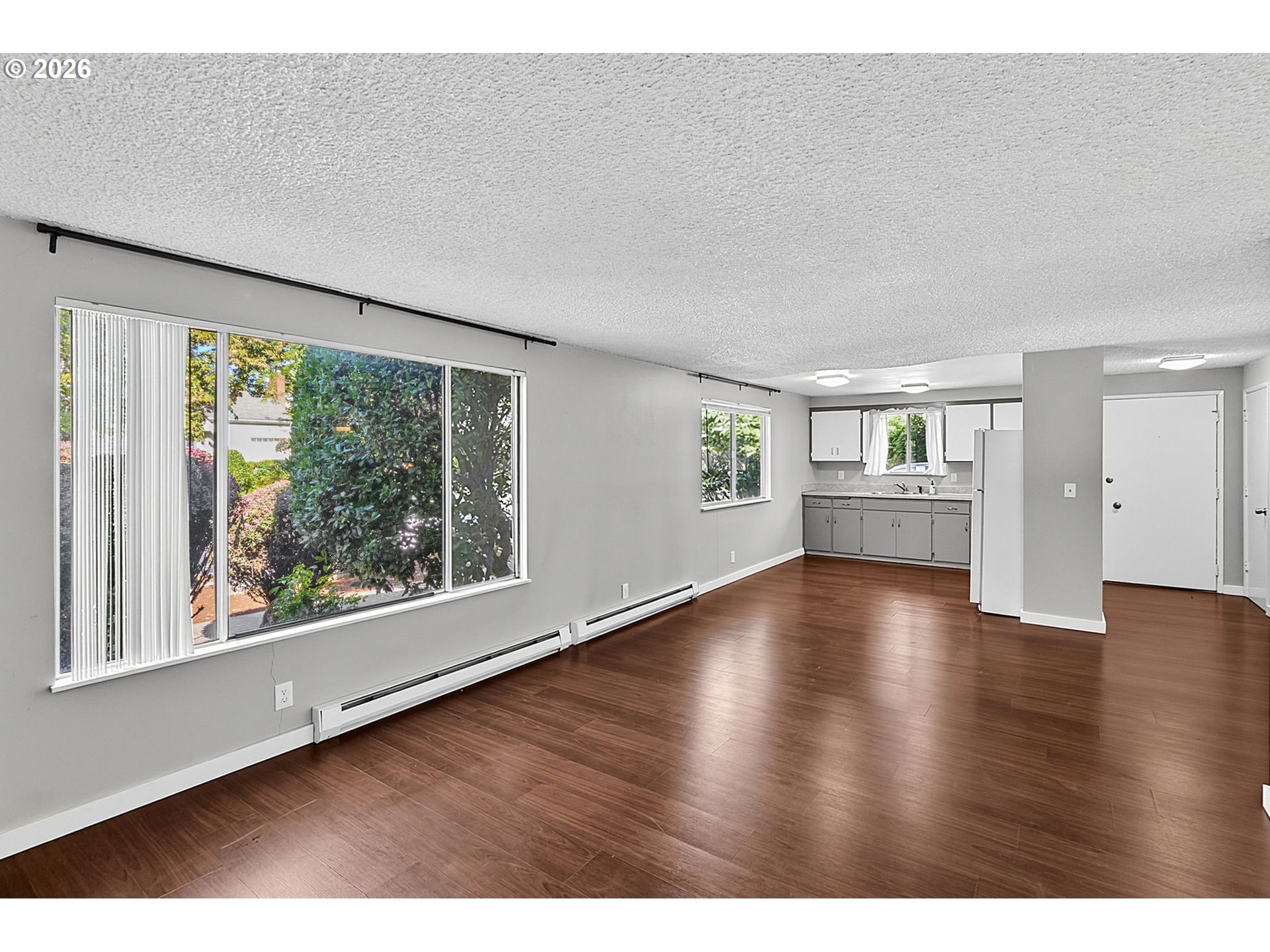 945 MADISON ST, Eugene, OR 97402, photo 3 of 38