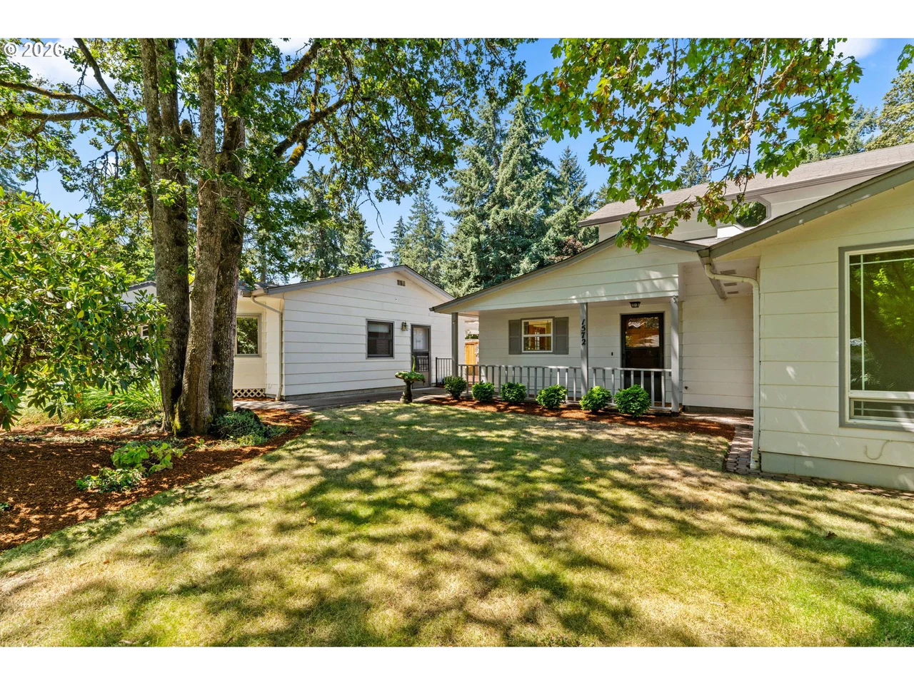 1572 HAPPY LN, Eugene, OR 97401, photo 7 of 38