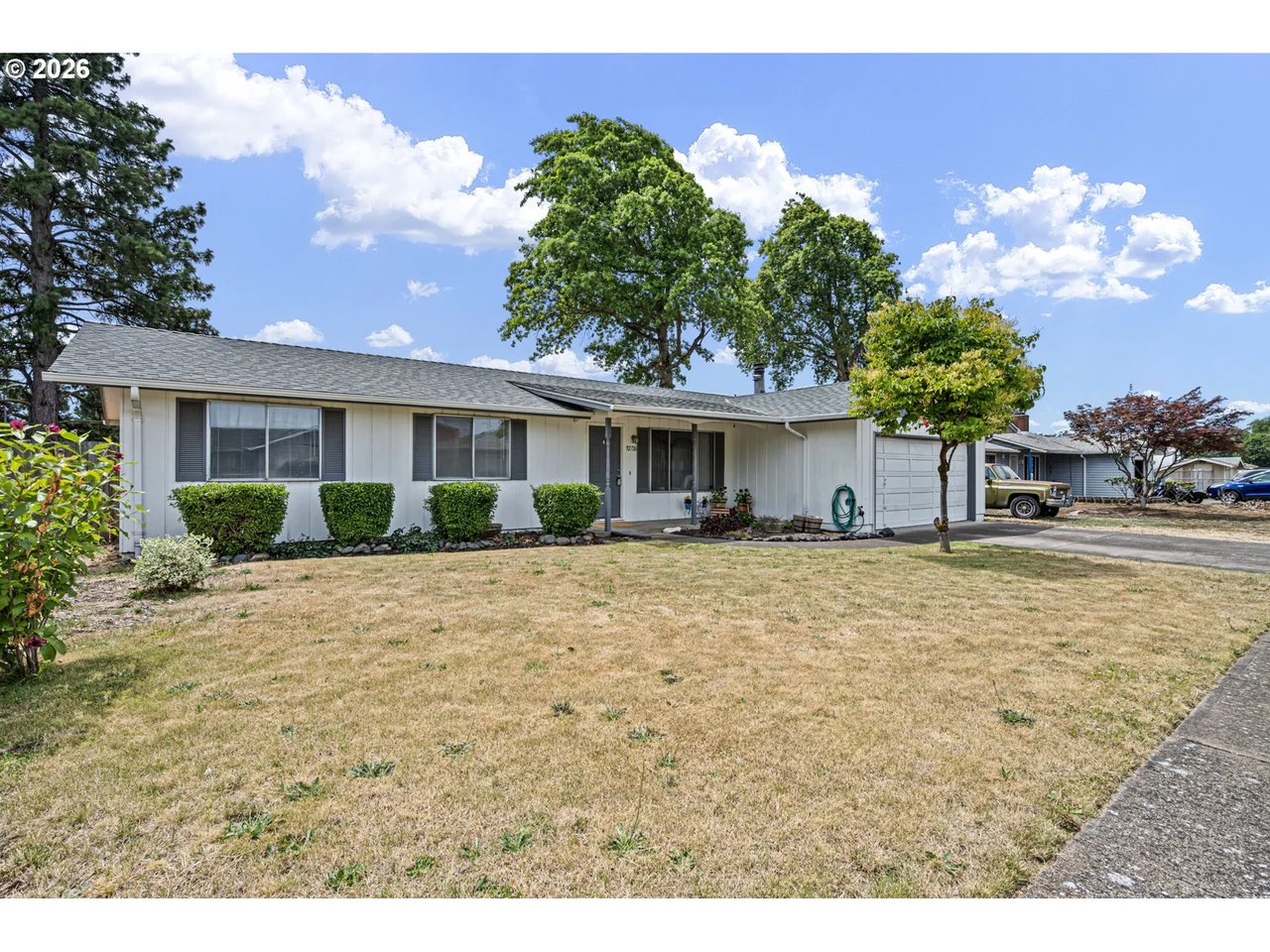 92726 PEBBLE BEACH LN, Junction City, OR 97448, photo 2 of 47
