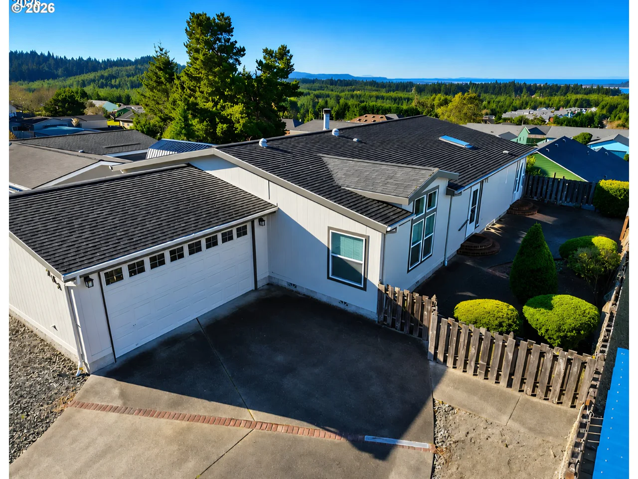 752 DENISE PL, Coos Bay, OR 97420, photo 2 of 43