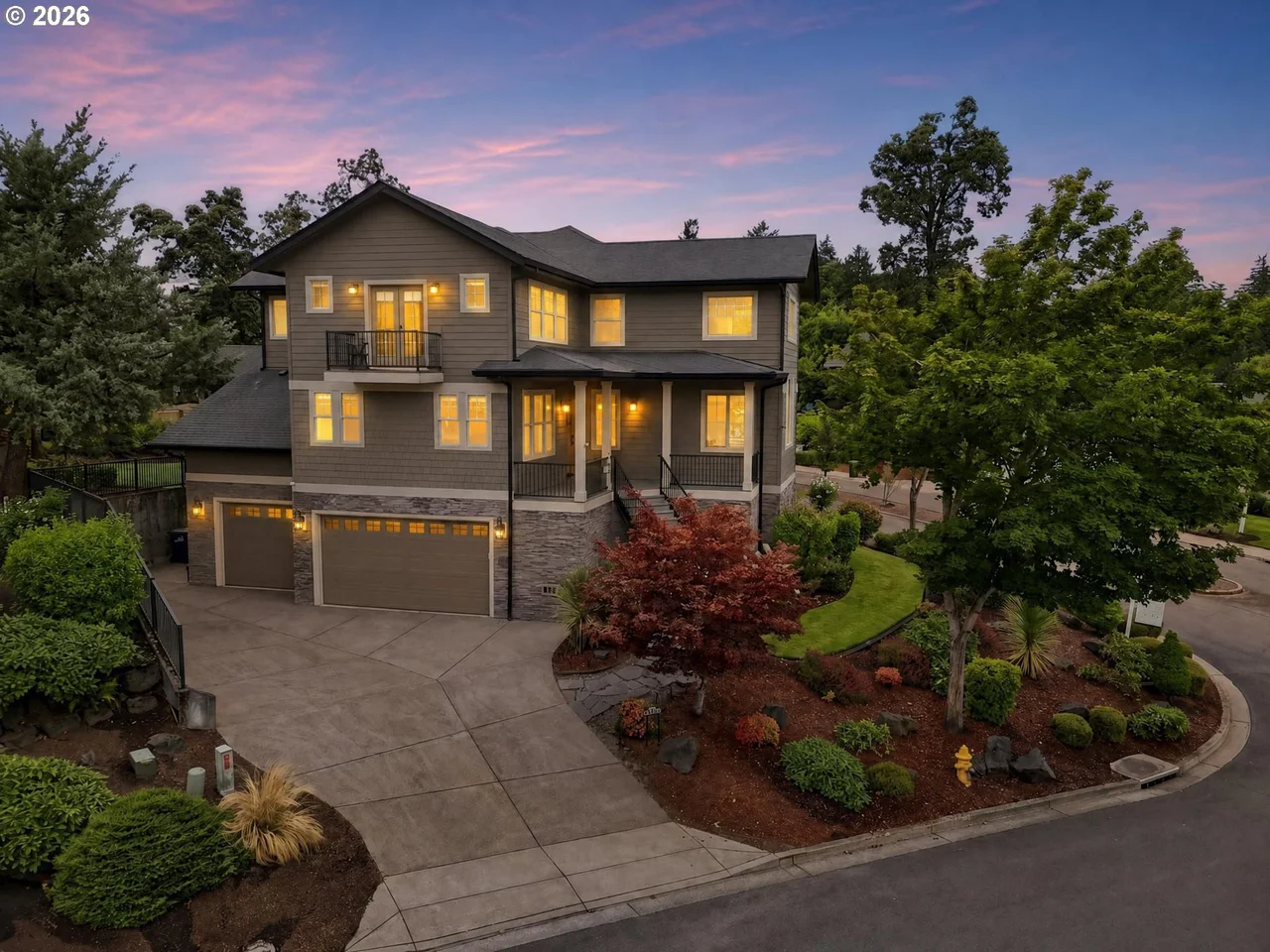 6107 FOREST RIDGE DR, Springfield, OR 97478, photo 1 of 48