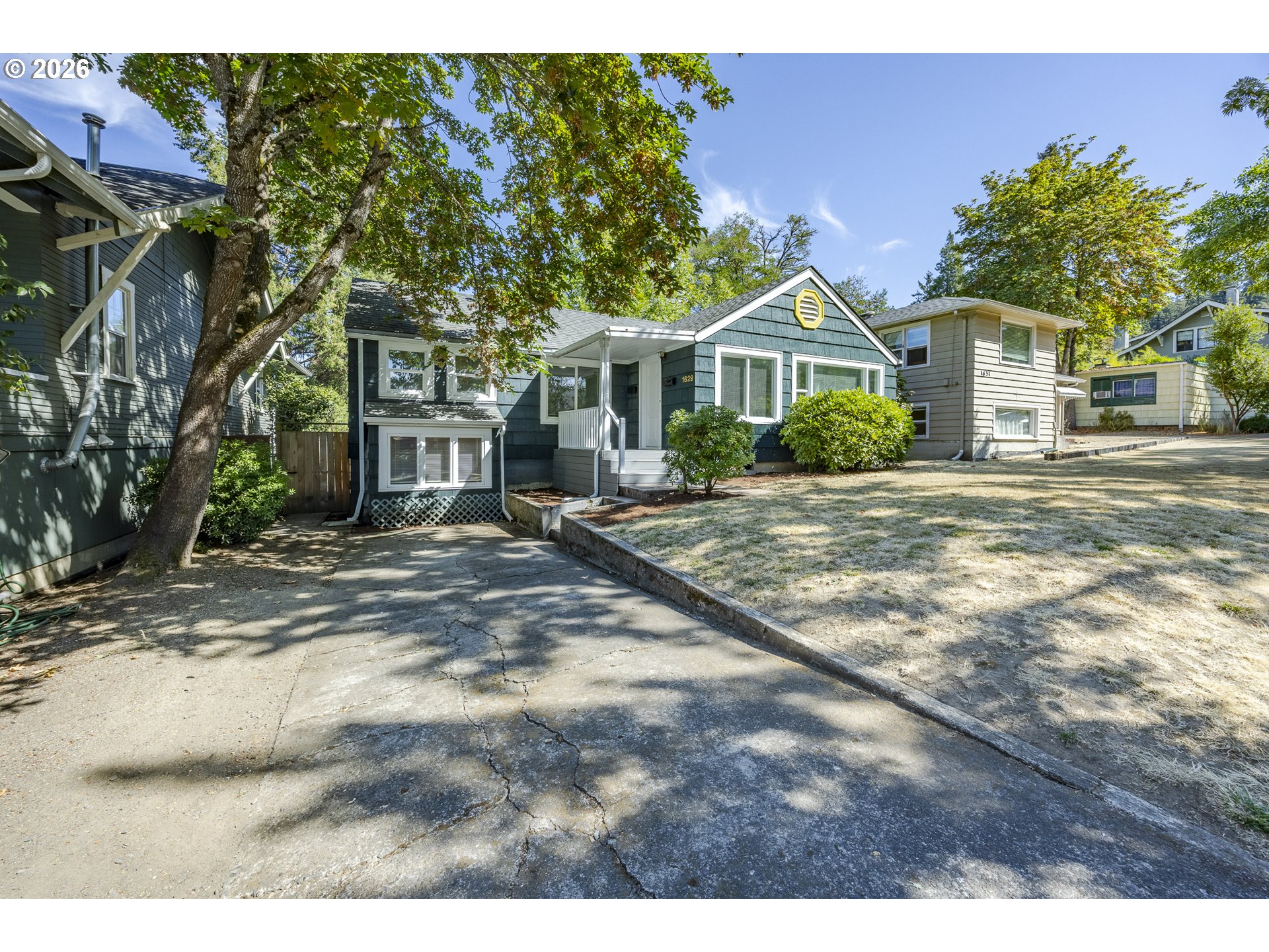 1629 E 24TH AVE, Eugene, OR 97403, photo 3 of 43