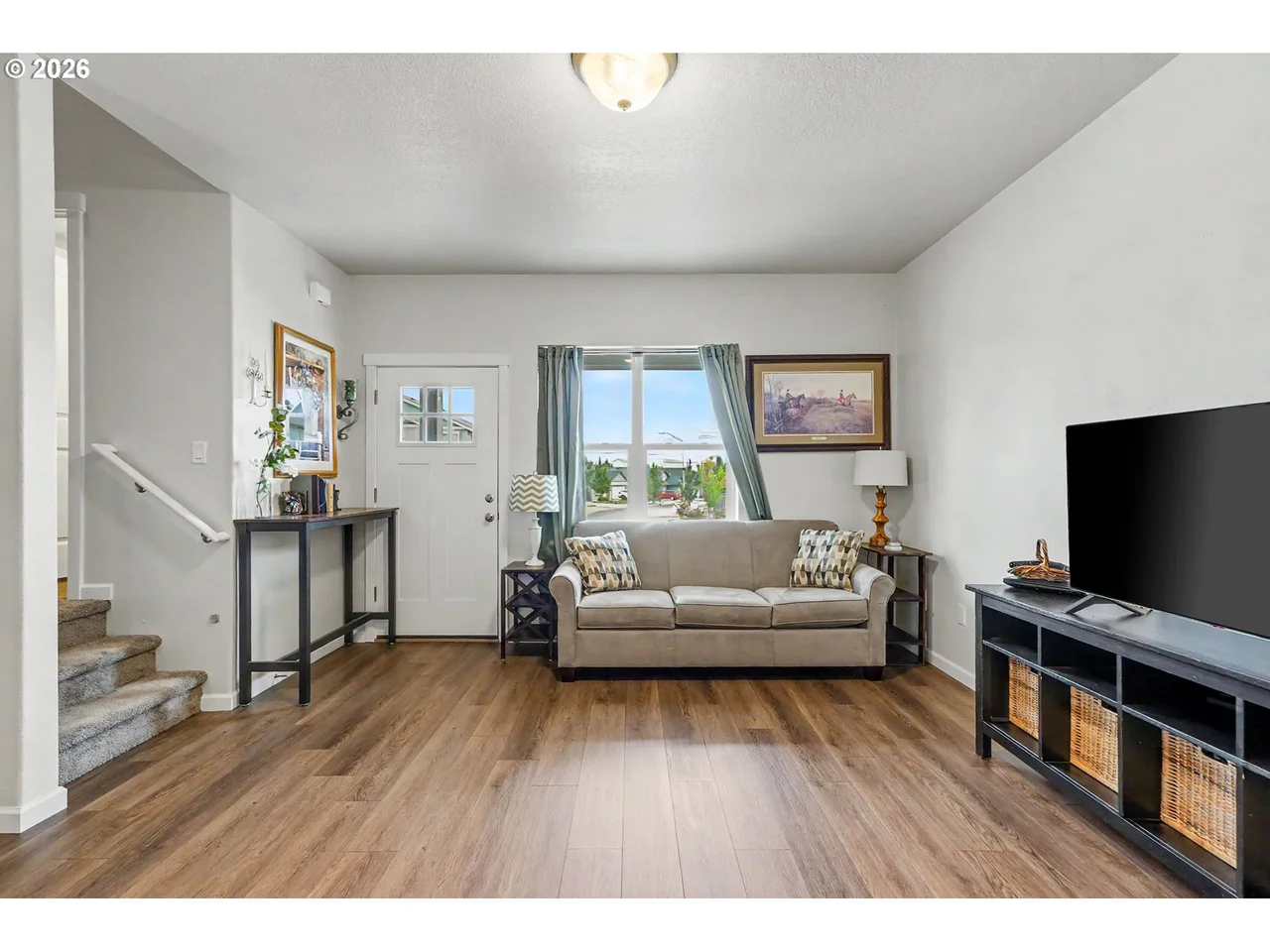 1636 SE BARBERRY AVE, Dallas, OR 97338, photo 5 of 34