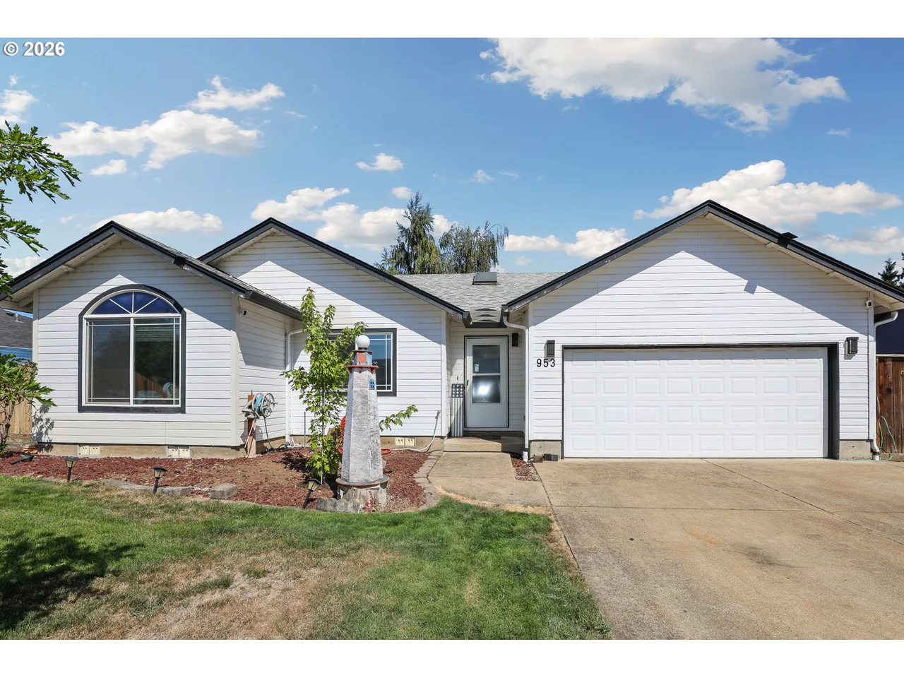 953 W 17Th AVE, Junction City, OR 97448, photo 1 of 24