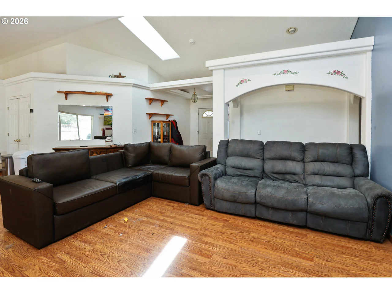 953 W 17Th AVE, Junction City, OR 97448, photo 5 of 24