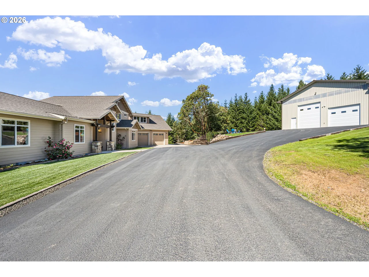 86404 BAILEY HILL RD, Eugene, OR 97405, photo 2 of 47
