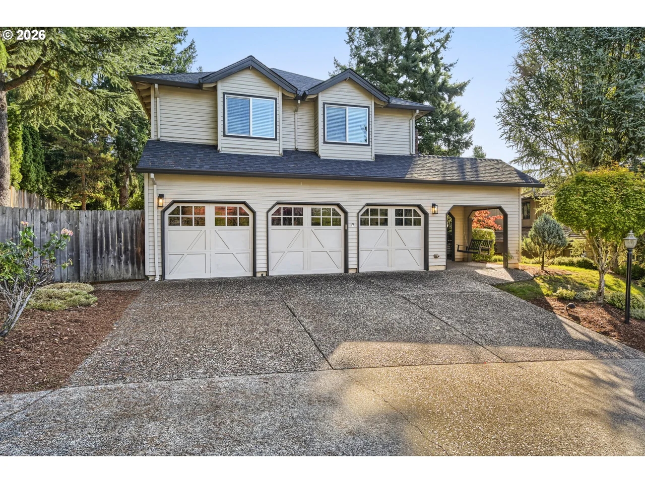 14232 MEADOW GRASS ST, Lake Oswego, OR 97035, photo 2 of 29