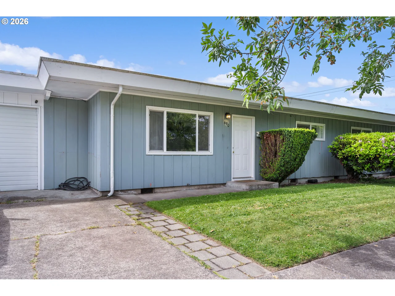 680 E 20th Ave