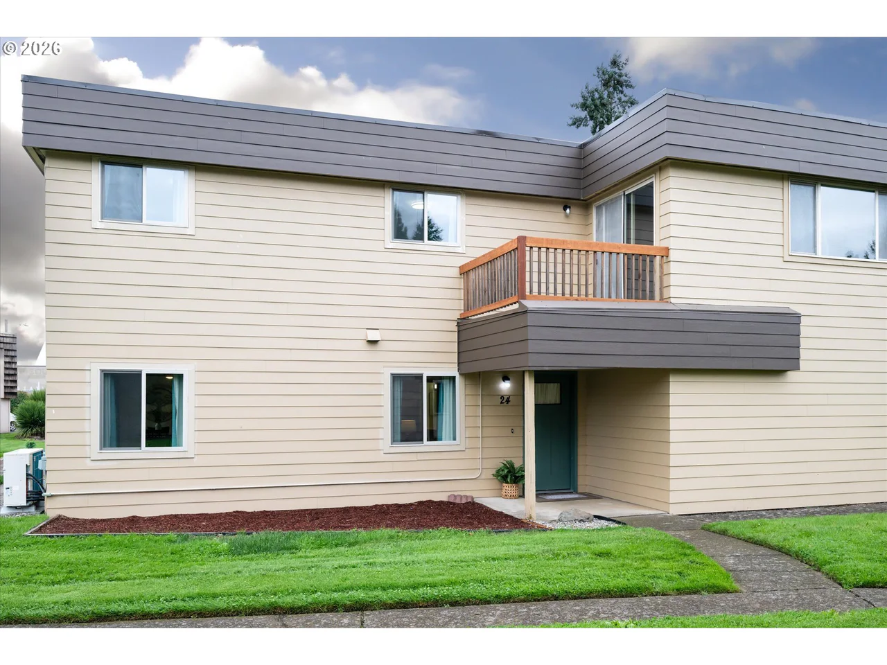 2727 Gateway St Unit 24
