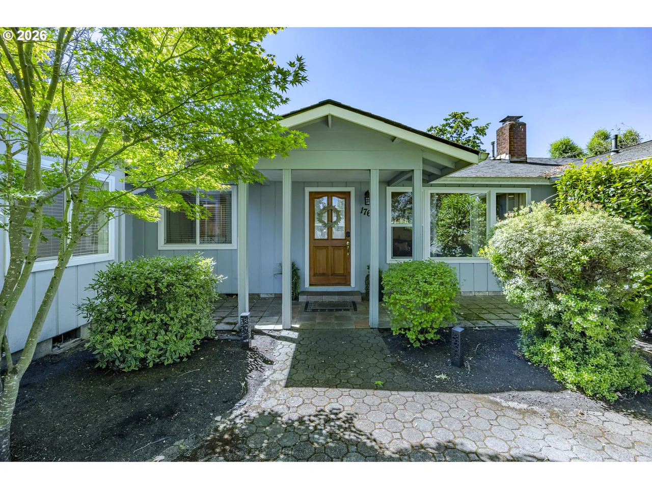 1762 MINDA DR, Eugene, OR 97401, photo 4 of 48