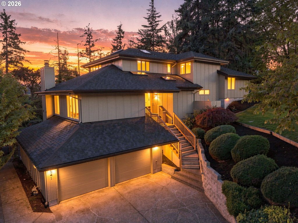 541 Spyglass Dr