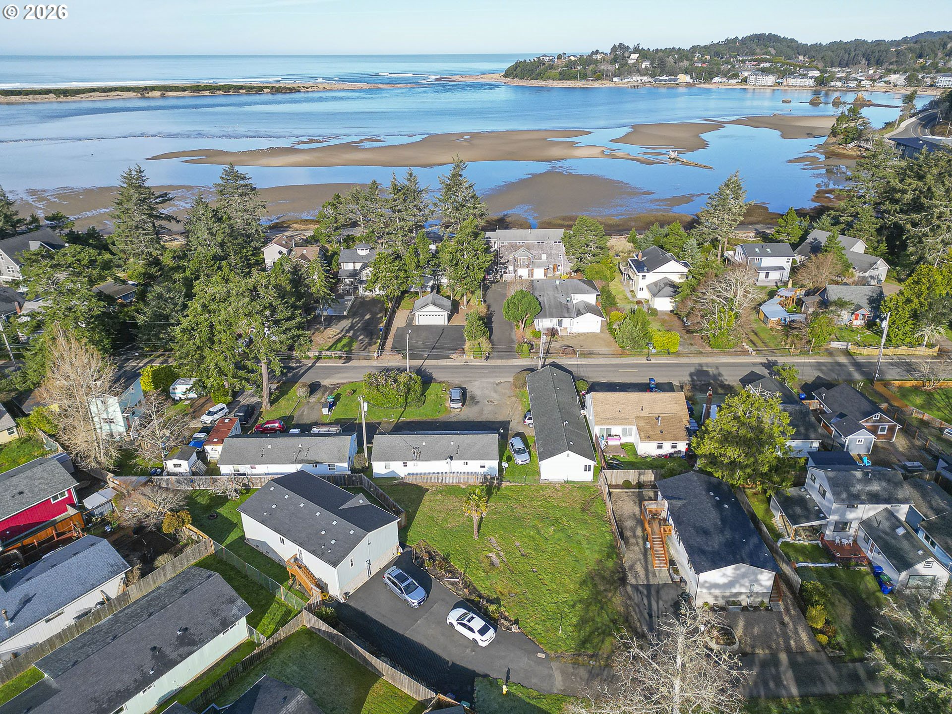 6289 SW JETTY AVE, Lincoln City, OR 97367, photo 2 of 48