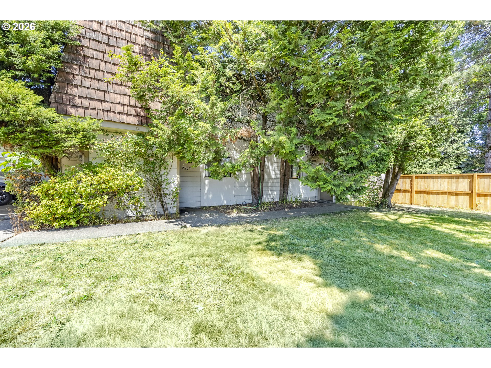 2209 CAL YOUNG RD, Eugene, OR 97401, photo 3 of 15
