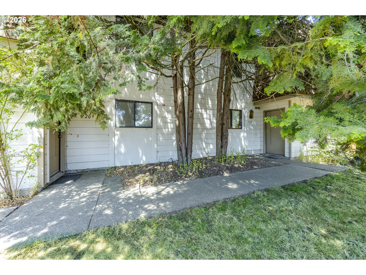 2209 CAL YOUNG RD, Eugene, OR 97401, photo 4 of 15
