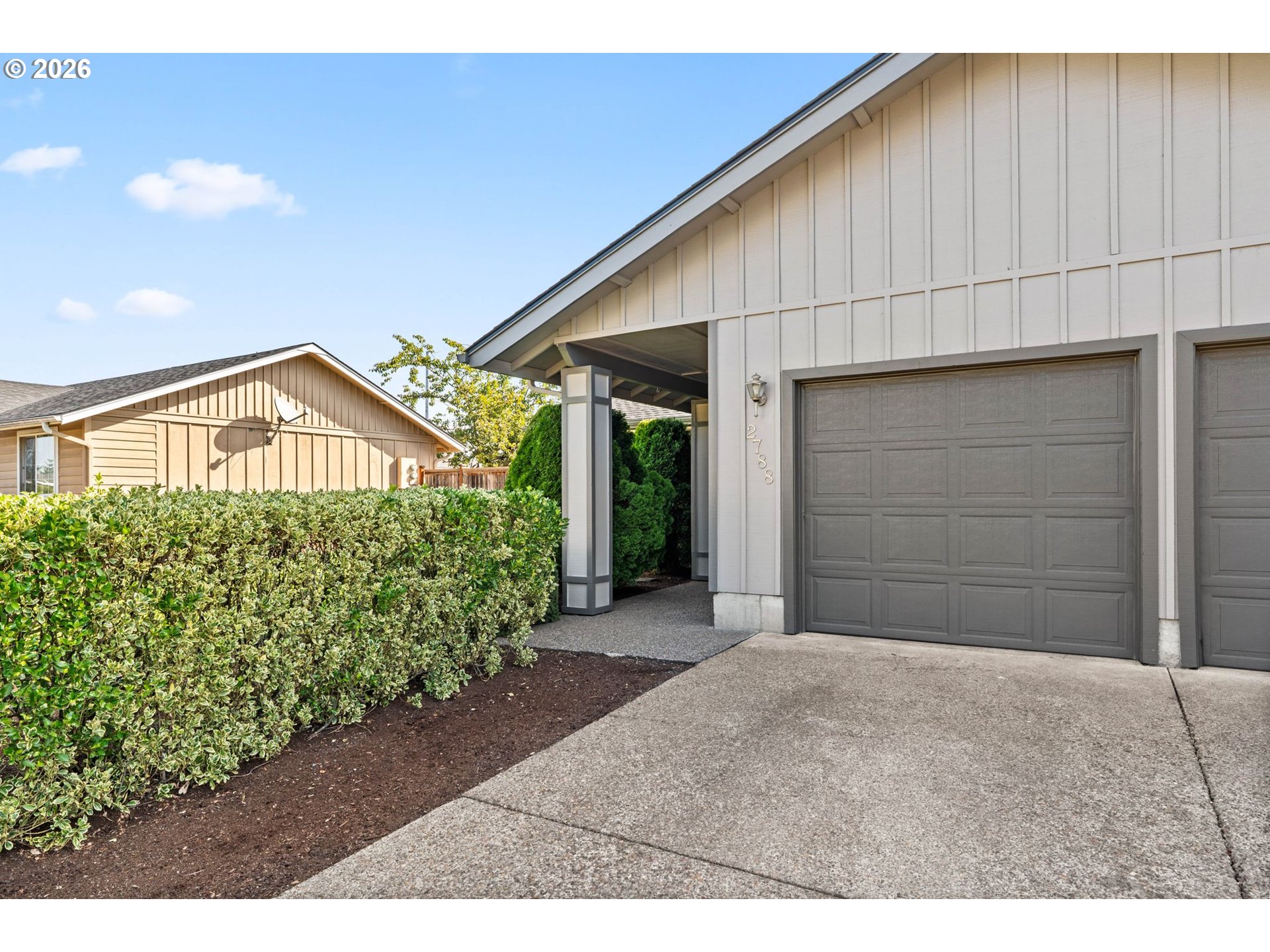 2788 CHAD DR, Eugene, OR 97408, photo 2 of 28