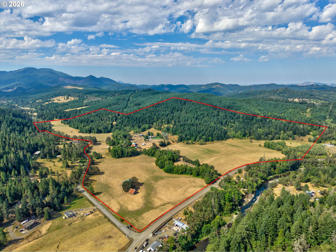 2929 LITTLE RIVER RD, Glide, OR 97443, photo 2 of 45