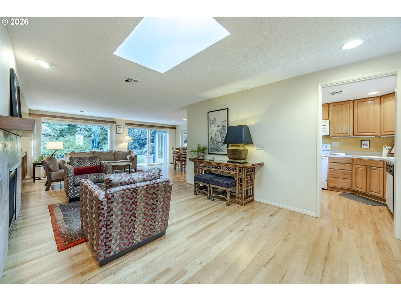 3377 ONYX PL, Eugene, OR 97405, photo 8 of 48