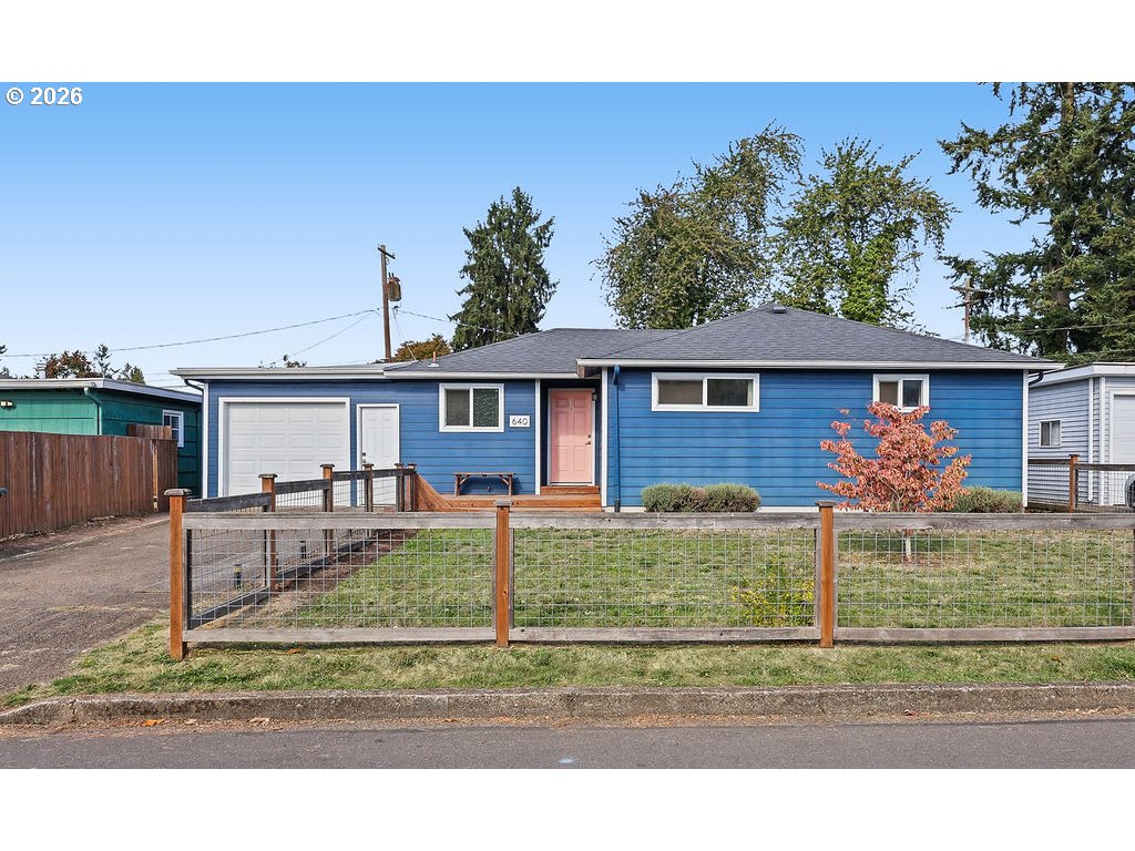 640 TINAMOU LN, Springfield, OR 97477, photo 1 of 24