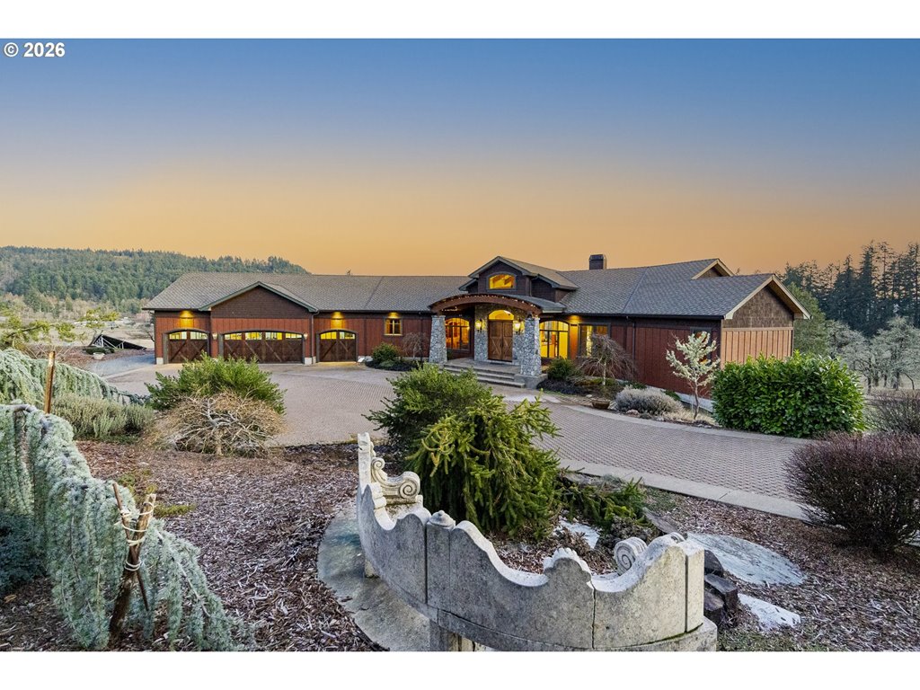 36995 Wallace Creek Rd