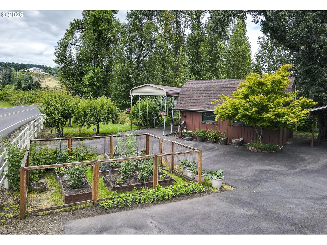88313 MILLICAN RD, Springfield, OR 97478, photo 5 of 48