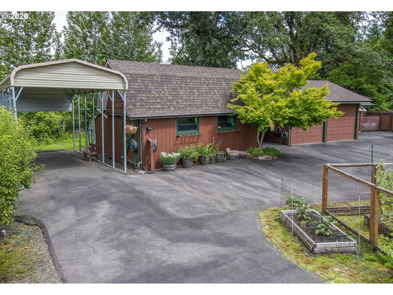 88313 MILLICAN RD, Springfield, OR 97478, photo 6 of 48
