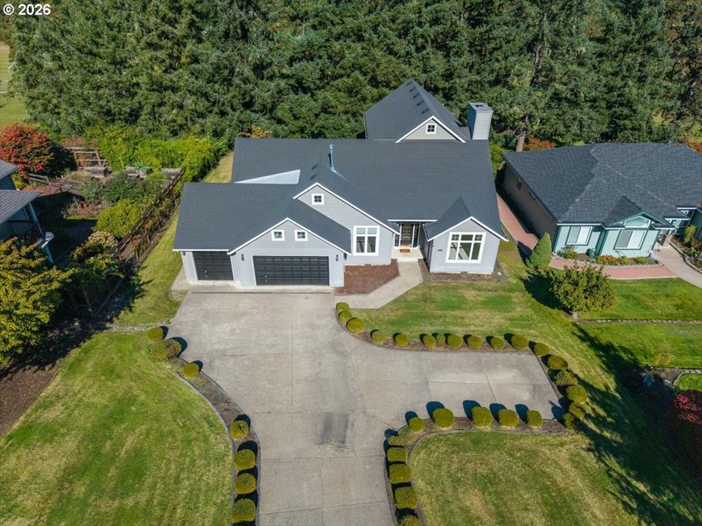 580 Holly Ave