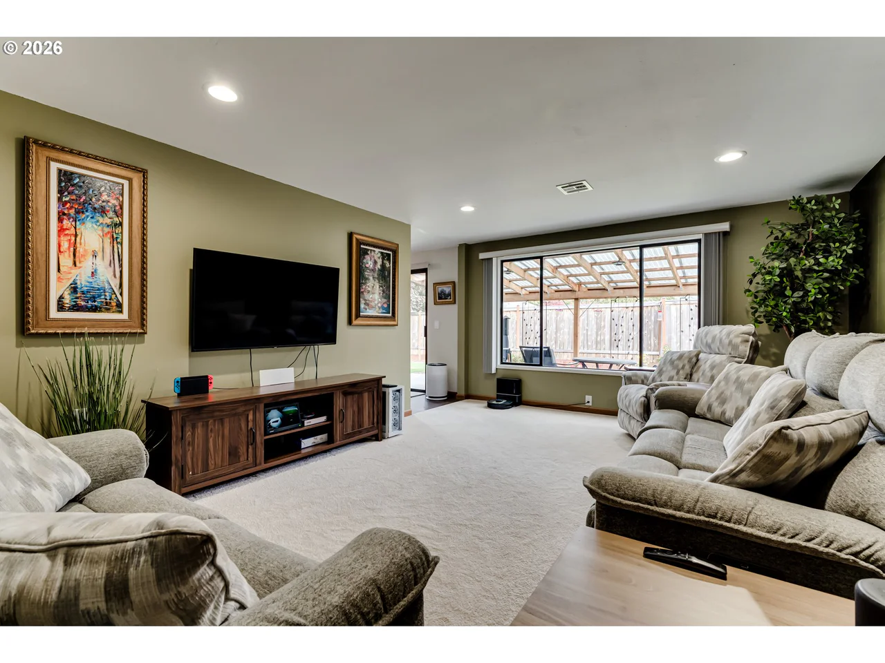 4025 WAKEFIELD CT, Eugene, OR 97404, photo 5 of 32