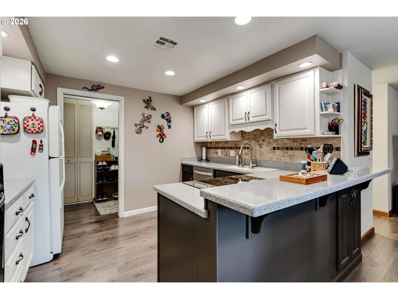4025 WAKEFIELD CT, Eugene, OR 97404, photo 8 of 32