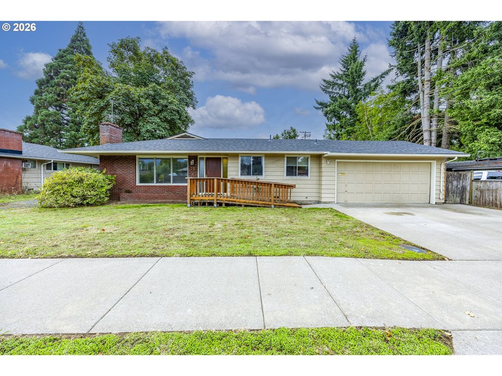 75 Hayden Bridge Way