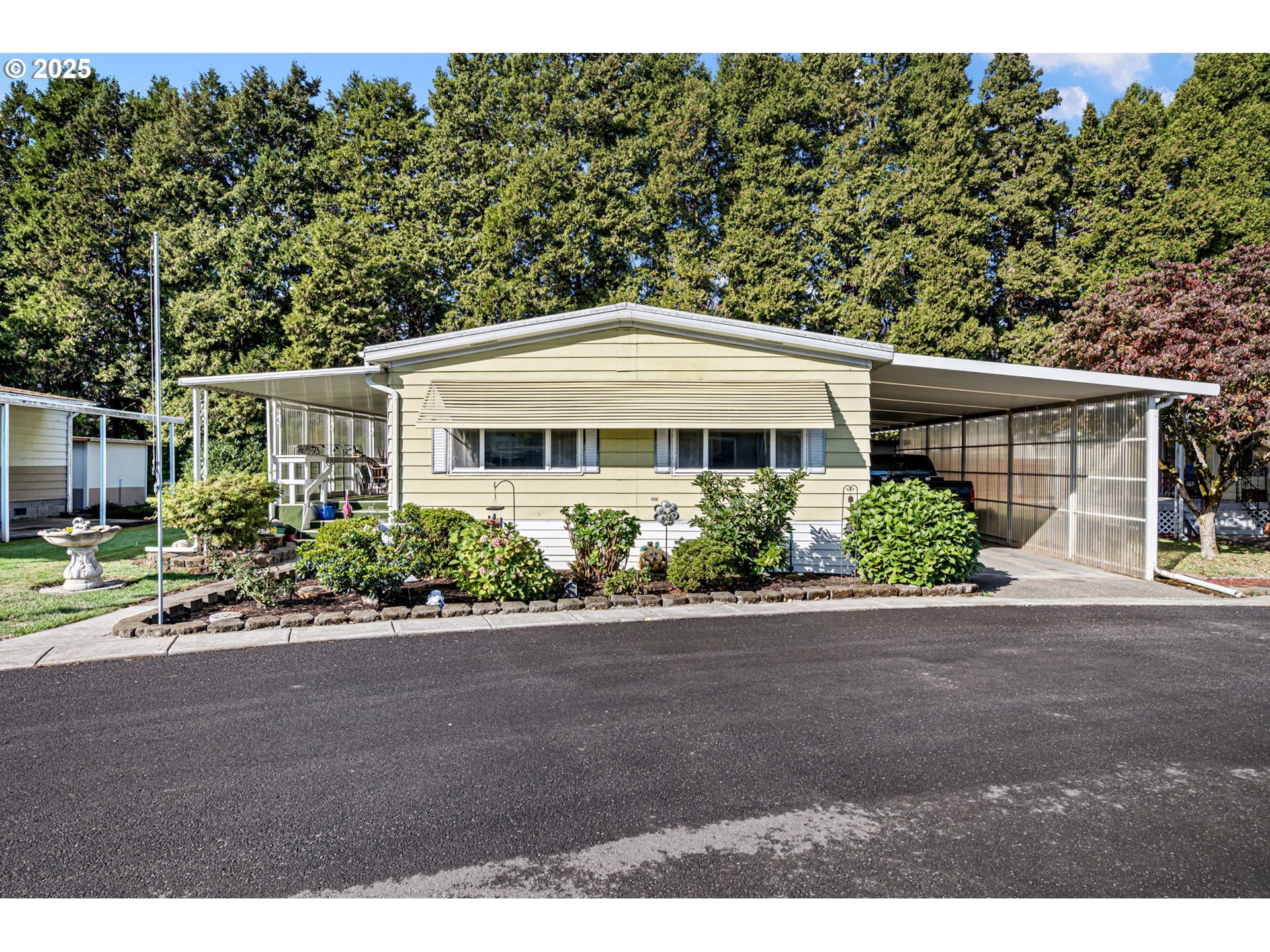1225 W 10TH AVE #50, Junction City, OR 97448, photo 2 of 42