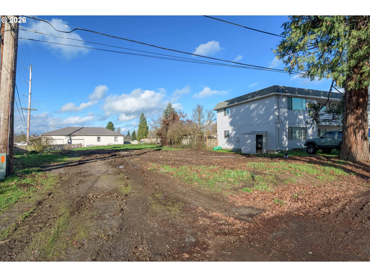 32633 W MCKENZIE ST, Eugene, OR 97408, photo 2 of 17