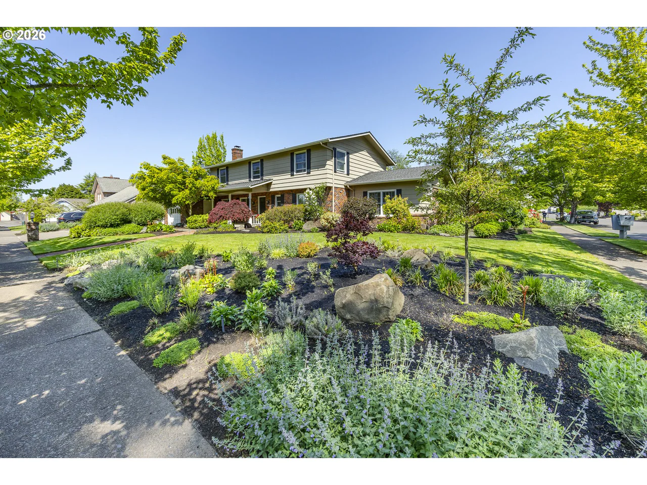 2885 POWDERHORN ST, Eugene, OR 97408, photo 1 of 48