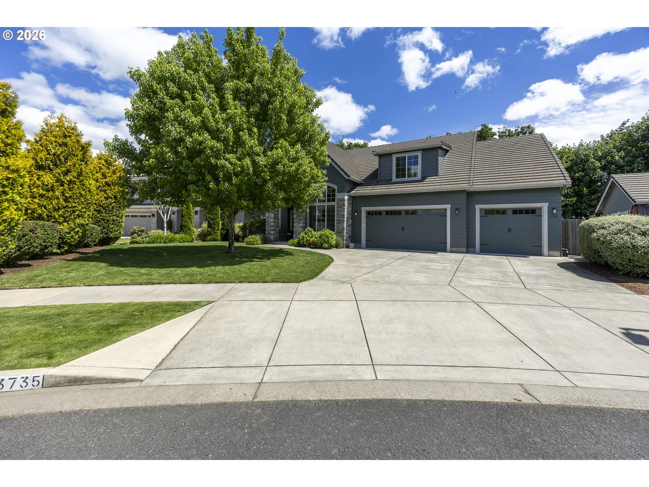 3735 NORWICH AVE, Eugene, OR 97408, photo 1 of 48