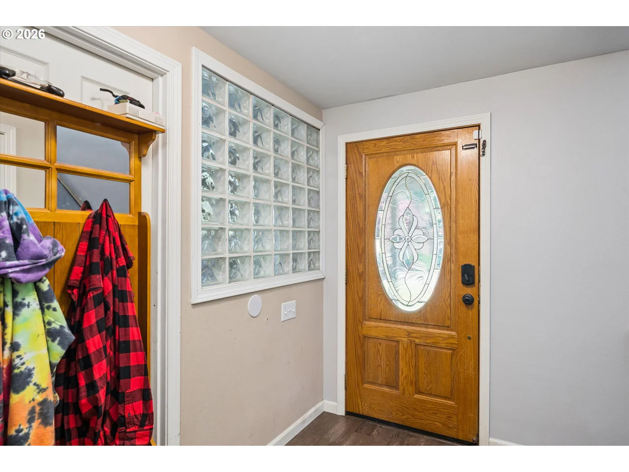 995 KINTZLEY AVE, Springfield, OR 97478, photo 8 of 47