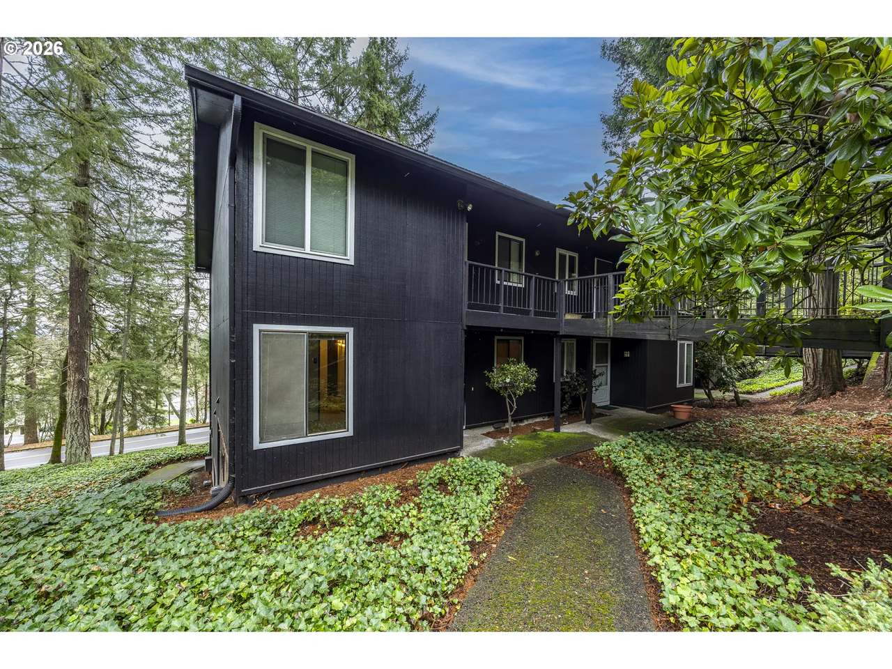 2671 WOODSTONE PL, Eugene, OR 97405, photo 1 of 31