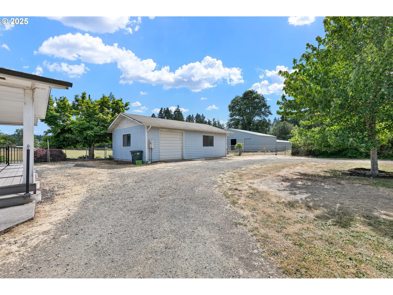 24298 SUTTLE RD, Veneta, OR 97487, photo 4 of 48