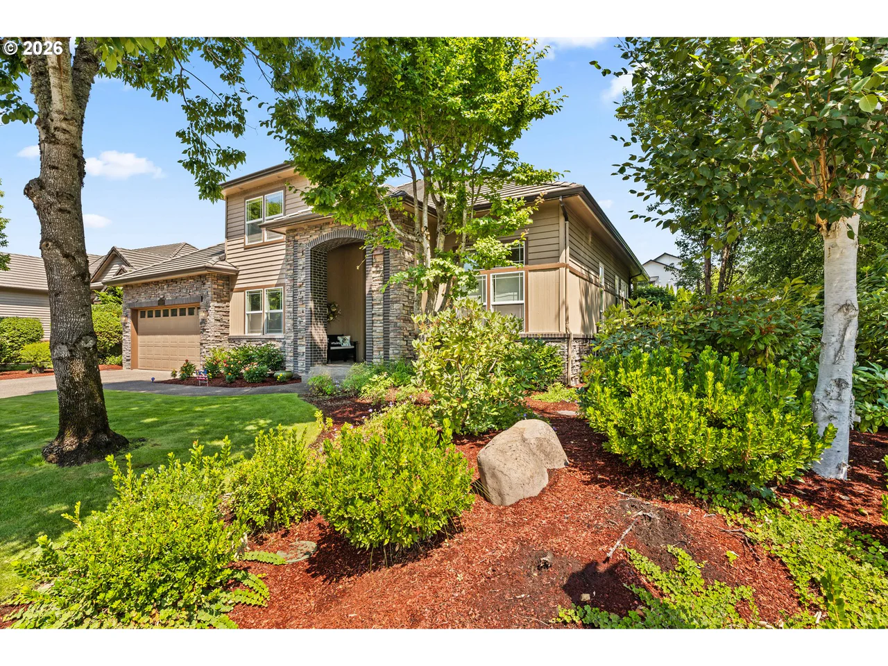 3489 RIVERPLACE DR, Eugene, OR 97401, photo 5 of 48