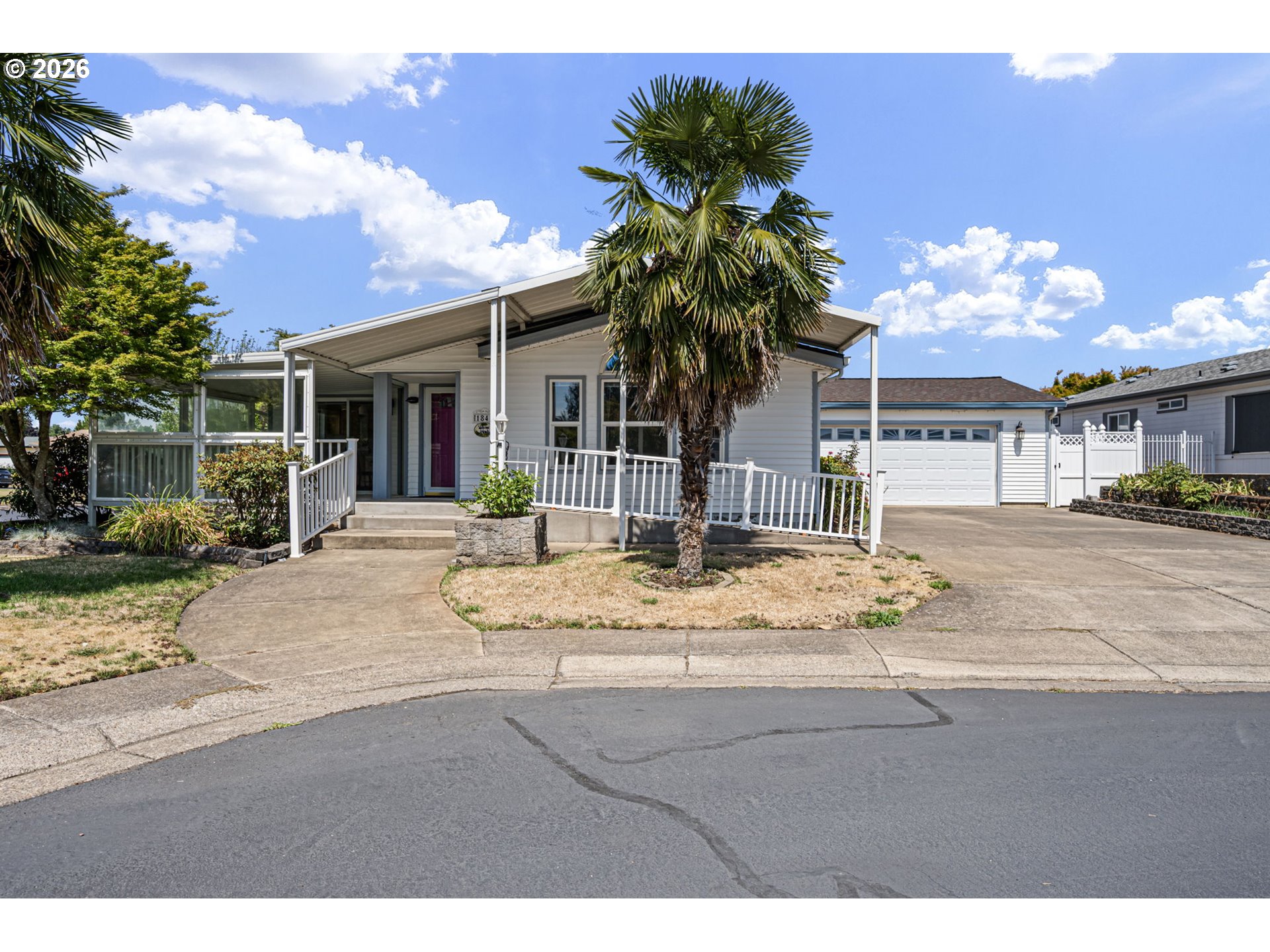 1841 Sunset Way
