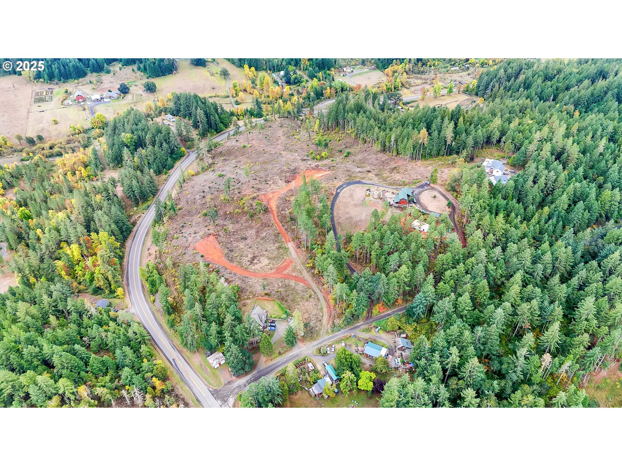 0 Sutherlin LN 01100, Eugene, OR 97405, photo 4 of 42
