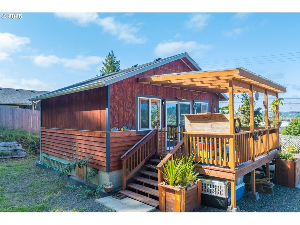 442 Elm Ave