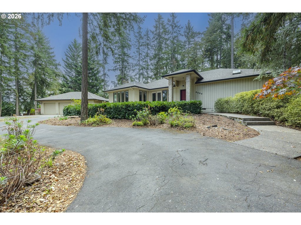 2650 Bowmont Dr