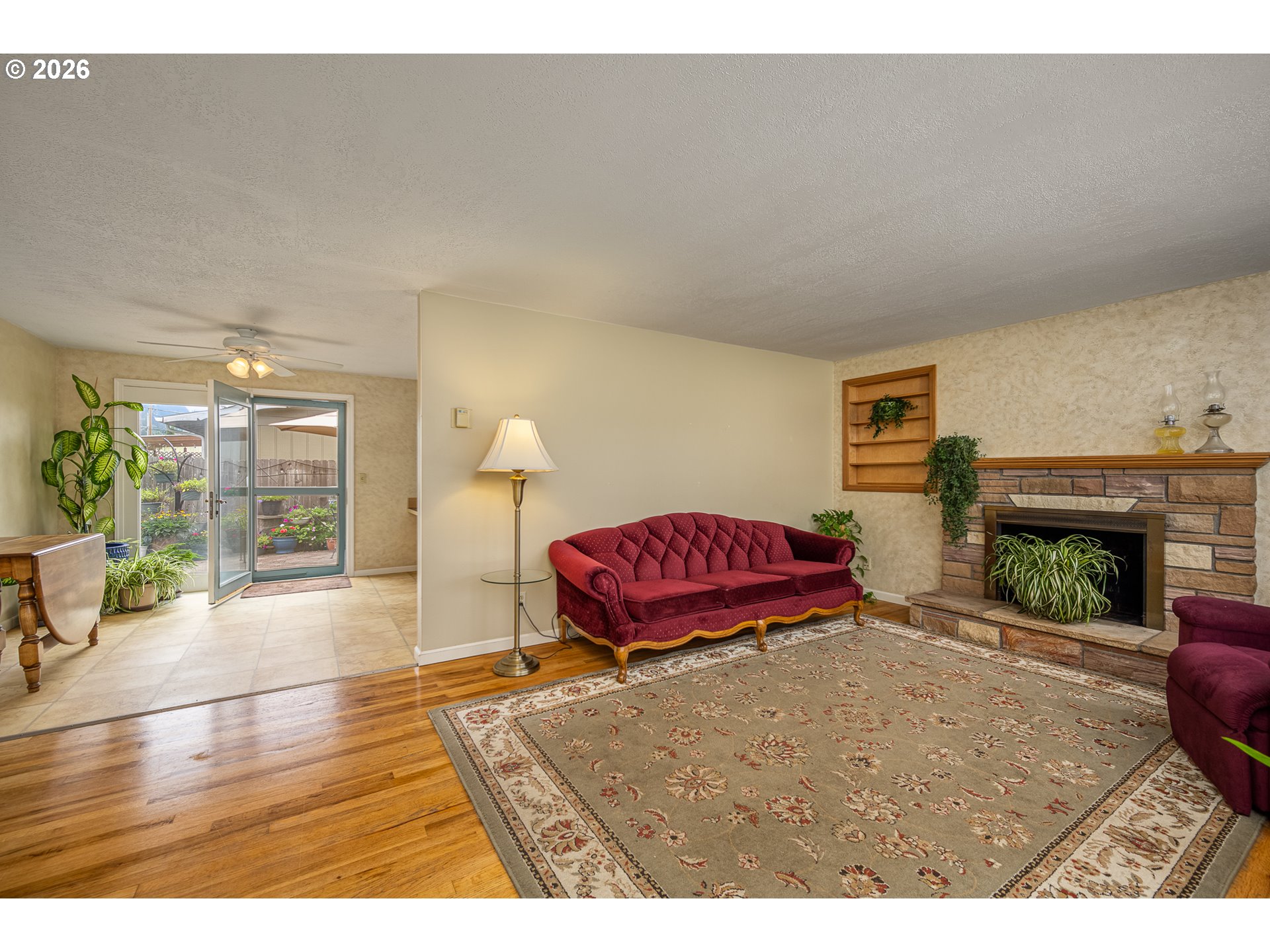 6111 THURSTON RD, Springfield, OR 97478, photo 6 of 38