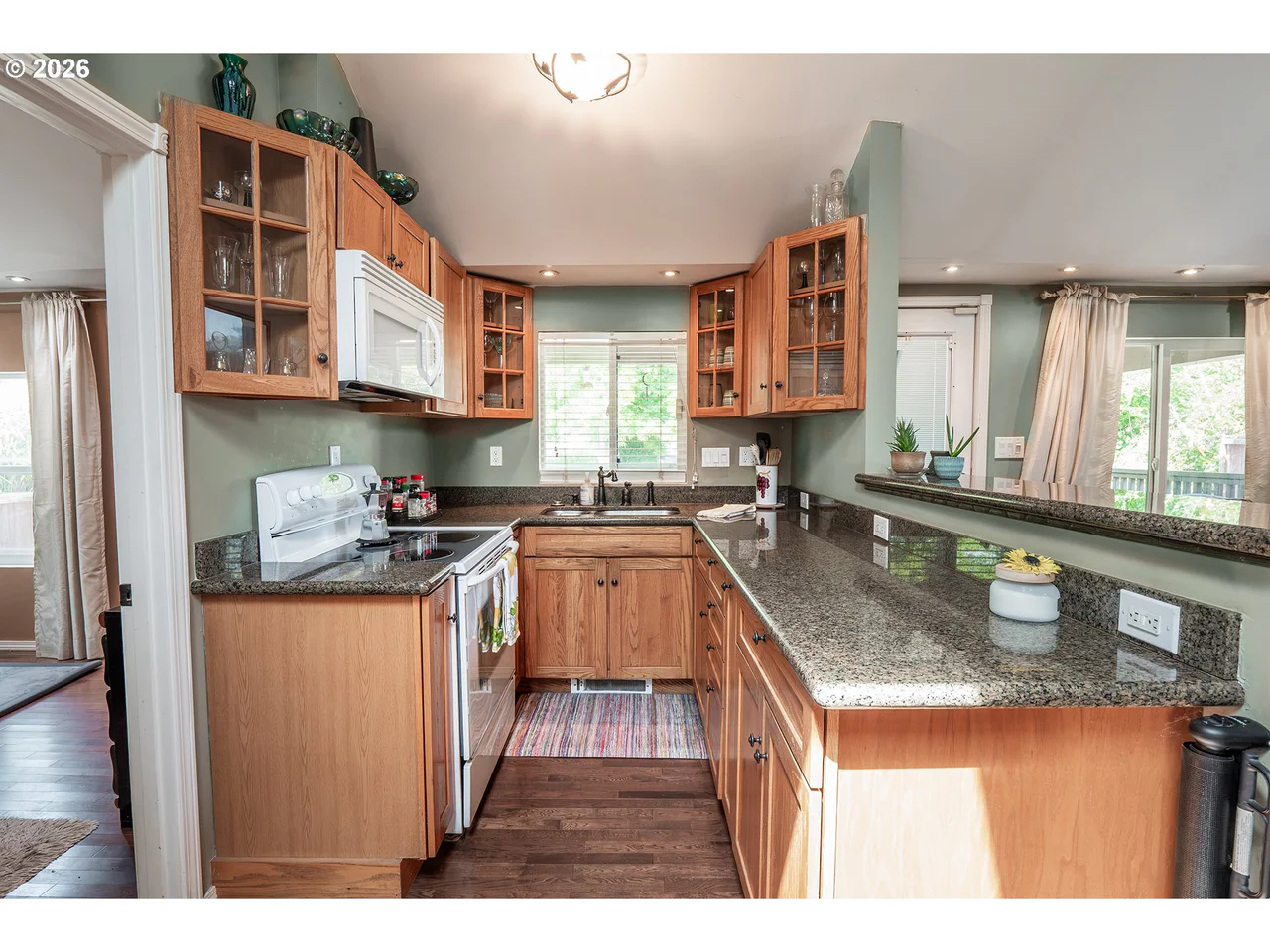 60 E 30TH AVE, Eugene, OR 97405, photo 5 of 33